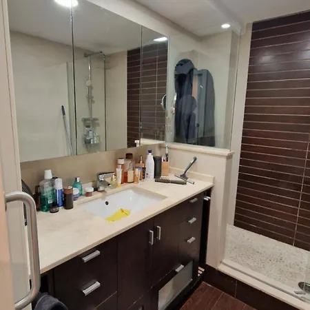 Centro Campus Universidad, Bien Comunicado Saragozza