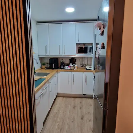 Appartamento Centro Campus Universidad, Bien Comunicado